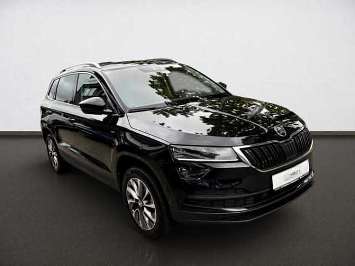 škoda karoq - schwarz-magic perleffekt