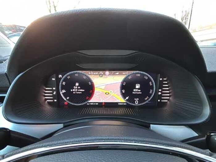 škoda kamiq - schwarz-magic perleffekt