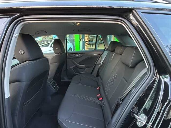 škoda kamiq - schwarz-magic perleffekt