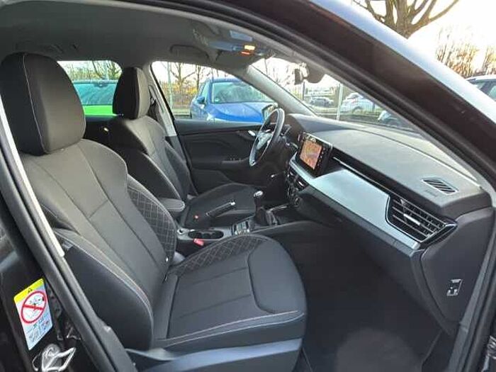 škoda kamiq - schwarz-magic perleffekt