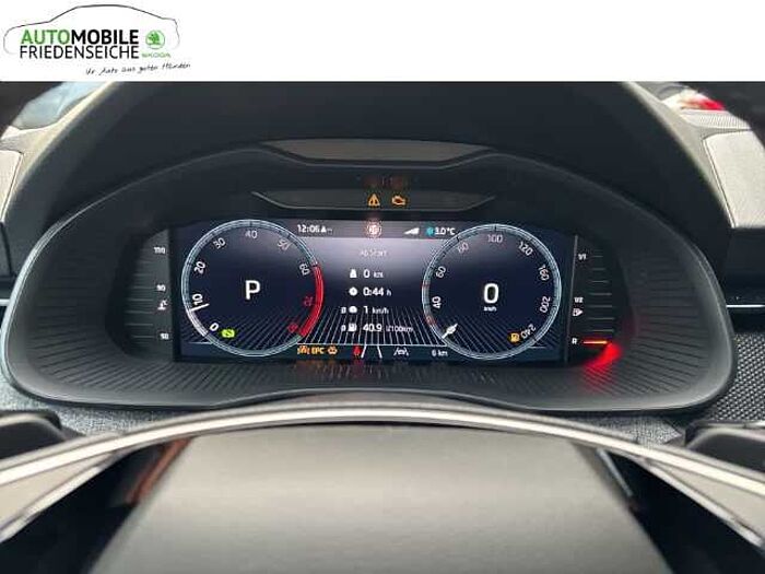 škoda kamiq - schwarz-magic perleffekt