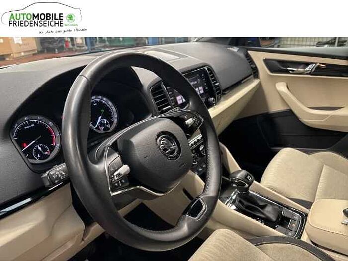 škoda karoq - energy-blau