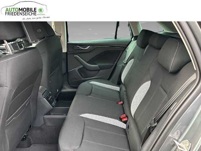 škoda scala - graphite-grau metallic